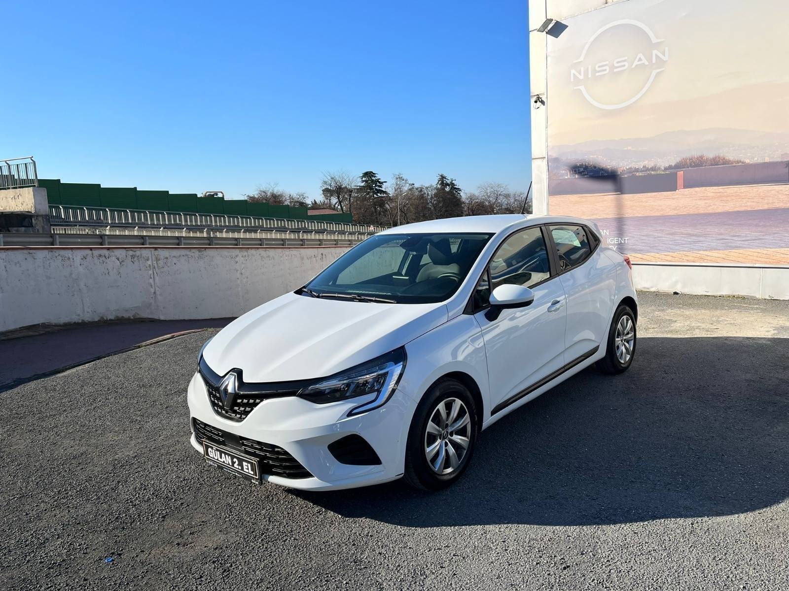 2 El Renault Clio Hatchback 1 0 TCe Joy X Tronic Otomatik Benzin