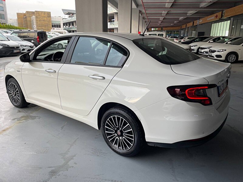 2 El Fiat Egea Sedan 1 6 MultiJet Urban DCT Otomatik Dizel Beyaz