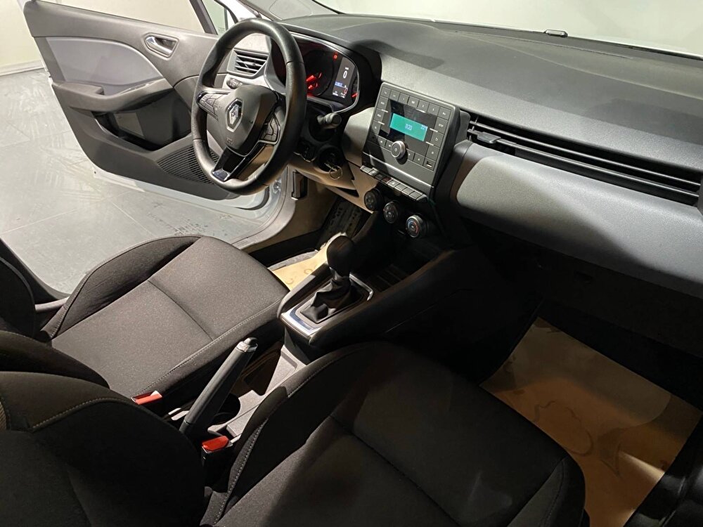 renault marka, clio hatchback 1.0 tce joy x-tronic model,  otomatik vites, benzin yakıt tipli otomobil 3