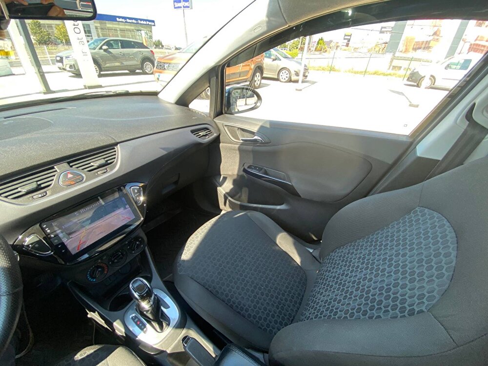 opel marka, corsa hatchback 1.4i twinport essentia 15'alaşım jant otomatik model,  otomatik vites, benzin yakıt tipli otomobil 3