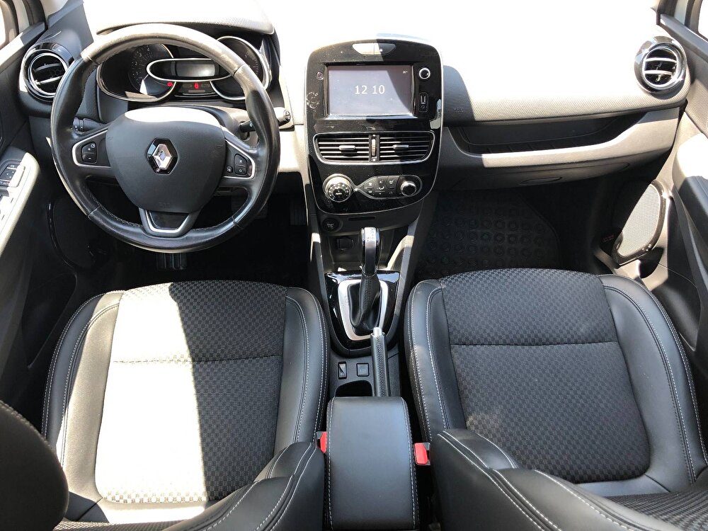 renault marka, clio hatchback 1.5 dcı ıcon edc model,  otomatik vites, dizel yakıt tipli otomobil 3