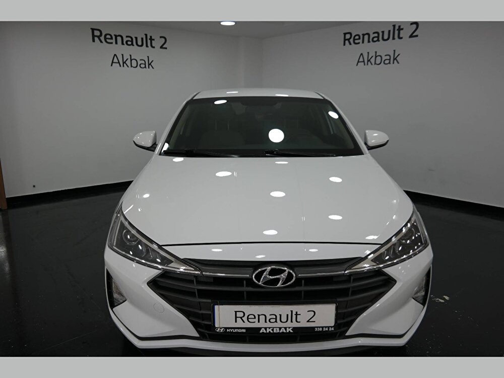 Hyundai, Elantra, Sedan 1.6 MPI Style, Manuel, Benzin + LPG 2. el otomobil | Renault 2 Mobile