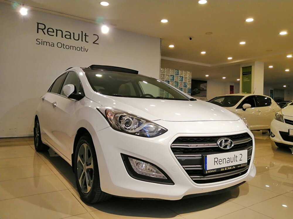 Hyundai, i30, Hatchback 1.6 CRDI Style Design Pack DCT, Otomatik, Dizel 2. el otomobil | Renault 2 Mobile