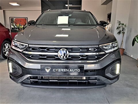 Volkswagen T-Roc Suv 1.5 Tsi Act R Line Dsg