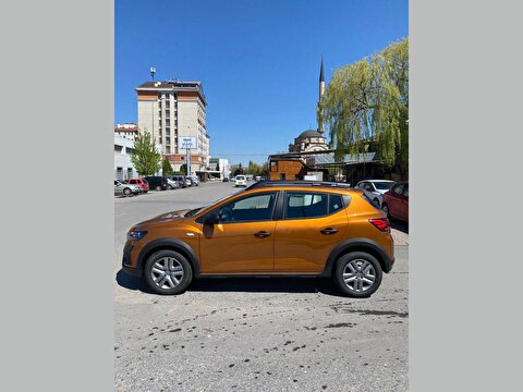 dacia, sandero, hatchback 1.0 tce stepway essential, manuel, benzin 2.el otomobil | renew 3