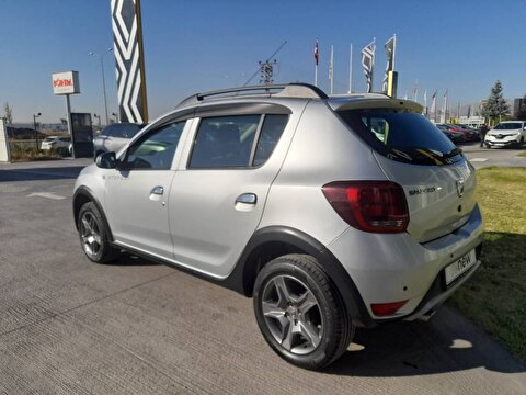 dacia, sandero, hatchback 0.9 tce stepway easy-r, otomatik, benzin 2.el otomobil | renew 7