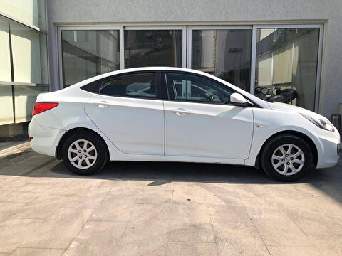 hyundai, accent blue, sedan 1.6 crdı biz otomatik, otomatik, dizel 2.el otomobil | renew 5