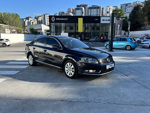 Volkswagen, Passat, Sedan 1.6 TDI BMT Comfortline DSG, Otomatik, Dizel 2. el otomobil | renew Mobile