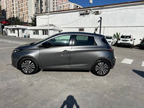 renault, zoe, hatchback 80 kw z.e 50 ıntense cvt, otomatik, elektrik 2.el otomobil | renew 10