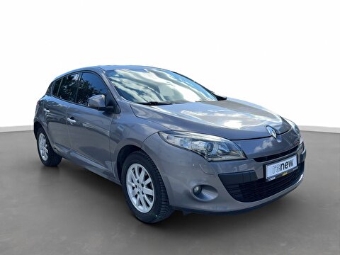 Renault, Megane, Hatchback 1.6 Privilege Otomatik, Otomatik, Benzin 2. el otomobil | renew Mobile