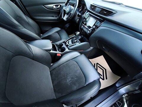 nissan, qashqai, suv 1.3 dıg-t midnight edition dct, otomatik, benzin 2.el otomobil | renew 15