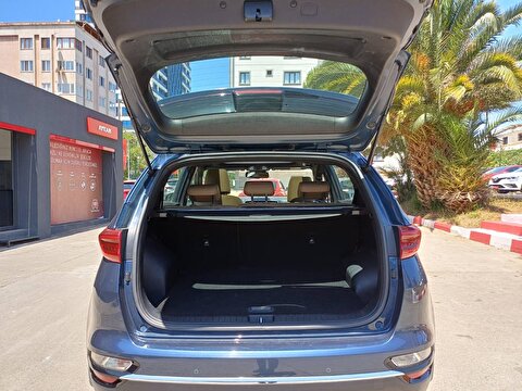 Kia, Sportage, SUV 1.6 CRDI 4x2 Elegance Akıllı Anahtar DCT, Otomatik, Dizel 2. el otomobil | renew Mobile