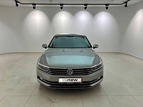 Volkswagen, Passat, Sedan 1.6 TDI BMT Highline DSG, Otomatik, Dizel 2. el otomobil | renew Mobile
