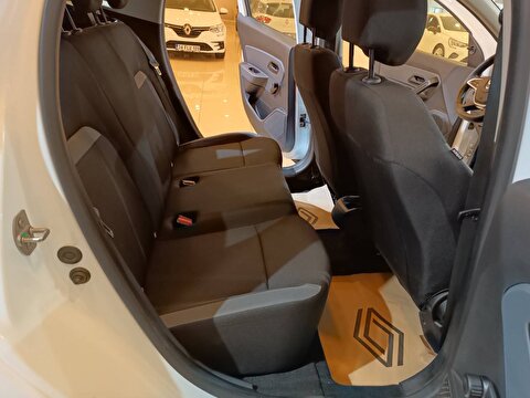 Dacia, Duster, SUV 1.5 BlueDCI 4x4 Comfort, Manuel, Dizel 2. el otomobil | renew Mobile