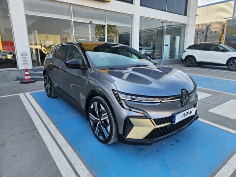 Renault, Megane E-Tech, Crossover EV60 Iconic Otomatik, Otomatik, Elektrik 2. el otomobil | renew Mobile