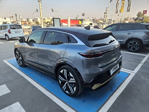 renault, megane e-tech, crossover ev60 ıconic otomatik, otomatik, elektrik 2.el otomobil | renew 5