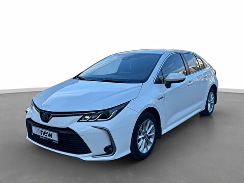 Toyota, Corolla, Sedan 1.8 Hybrid Dream e-CVT, Otomatik, Hybrid 2. el otomobil | renew Mobile