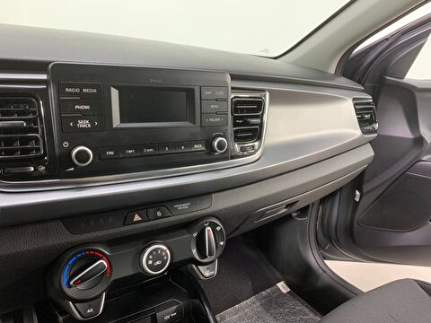 Kia, Rio, Hatchback 1.4 CVVT Cool Otomatik, Otomatik, Benzin 2. el otomobil | renew Mobile