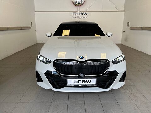 BMW, 5 Serisi, Sedan 520d xDrive M Sport Otomatik, Otomatik, Dizel 2. el otomobil | renew Mobile