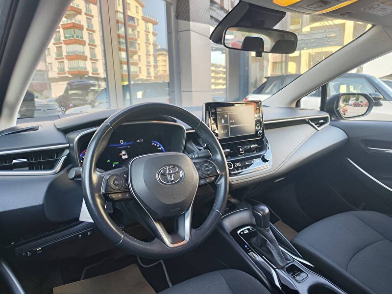 2021 Hybrid Otomatik Toyota Corolla Mavi TROYKA OTO