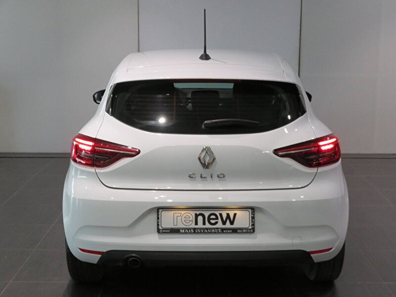 2023 Benzin Otomatik Renault Clio Beyaz İST. ŞUBE