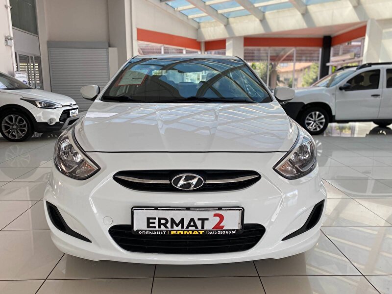 Hyundai accent blue crdi