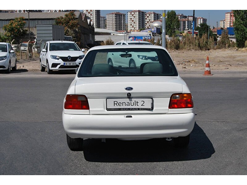 2 el ford escort 1 8 16v clx manuel benzin lpg beyaz kayseri 2el