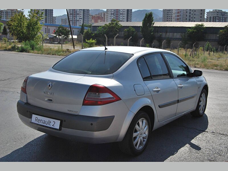 2 el renault megane sedan 1 5 dci expression manuel dizel gumus gri kayseri 2el