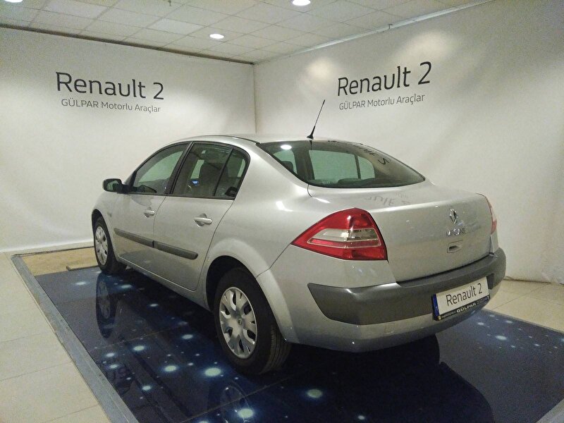 renault megane sedan 1 5 dci expression bva dizel otomatik kayseri 2 el