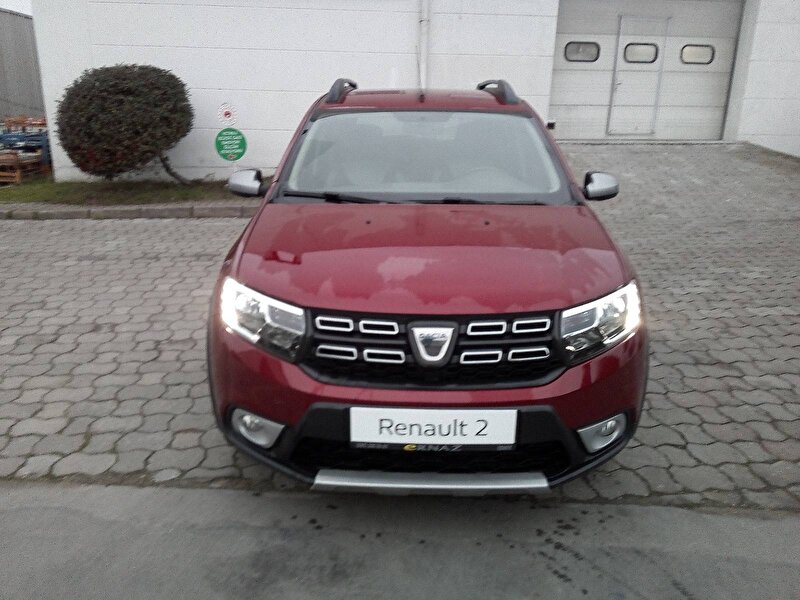 2020 Benzin Otomatik Dacia Sandero Kırmızı ERNAZ