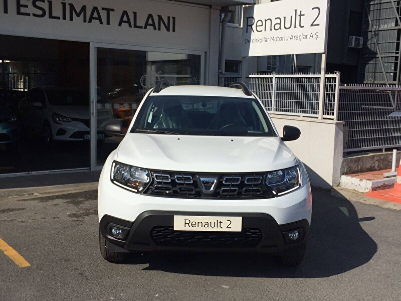 2 el dacia duster suv 1 5 bluedci 4x4 comfort manuel dizel beyaz istanbul 2el