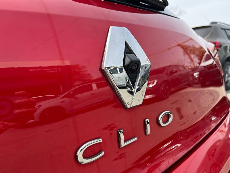 2023 Benzin Otomatik Renault Clio Kırmızı DEMİRKOLLAR
