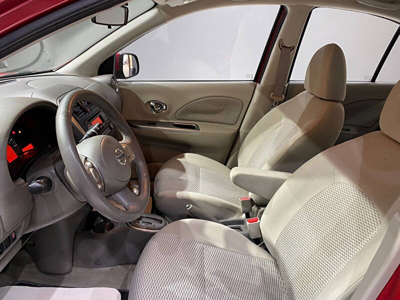 Nissan Micra Hatchback 1.2 Street CVT