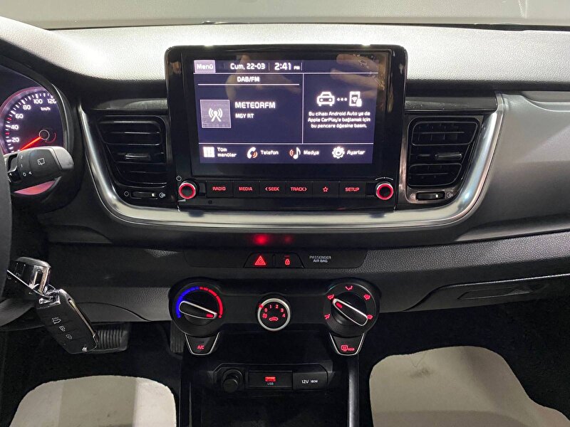 Kia Stonic SUV 1.4 MPI Cool Otomatik