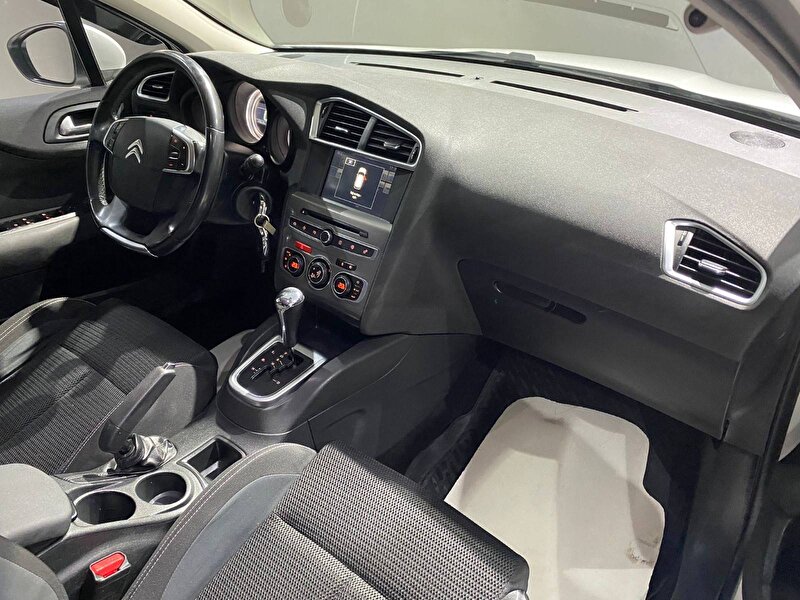 Citroen C4 Hatchback 1.6 BlueHDI Start&Stop Confort EAT6