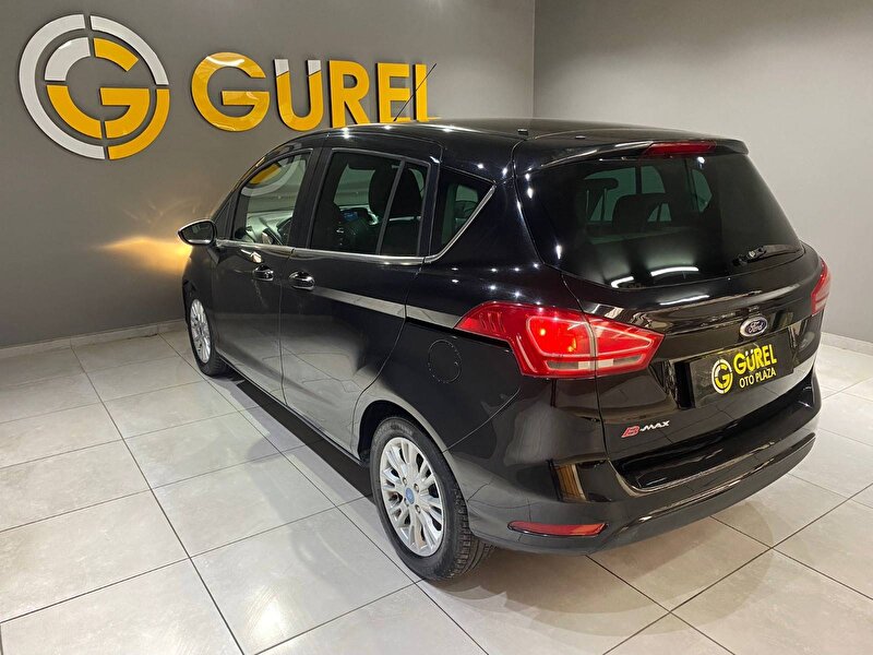 Ford B-Max MPV 1.4 Titanium