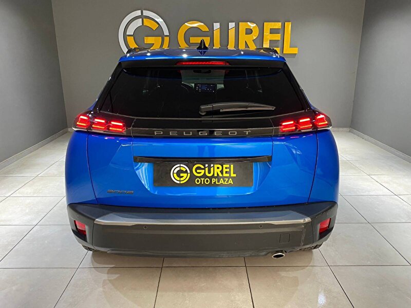 Peugeot 2008 Crossover 1.5 BlueHDI Allure EAT8