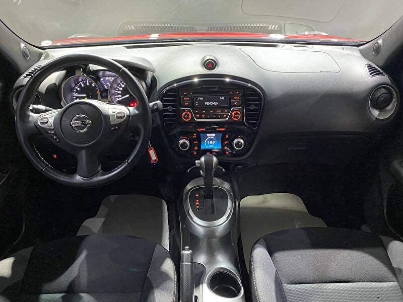 Nissan Juke Crossover 1.6 Sky Pack CVT