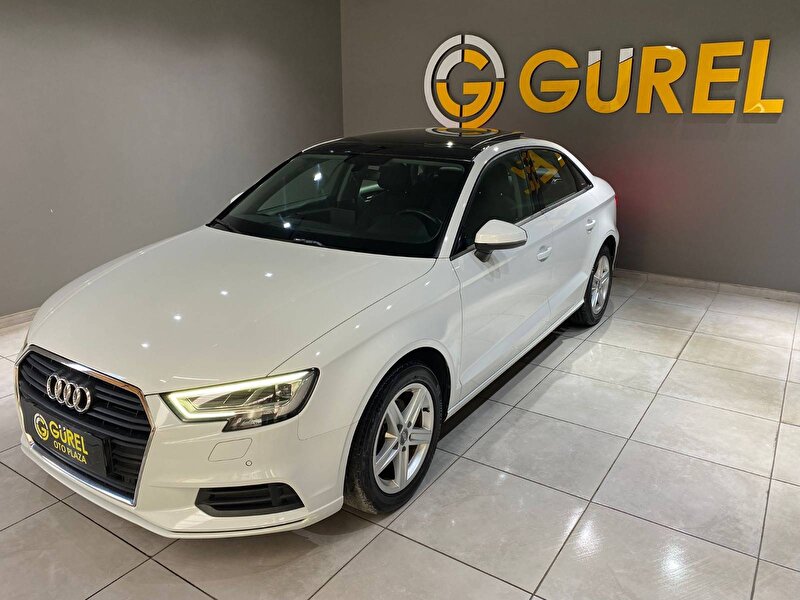 Audi A3 Sedan 35 TFSI Dynamic S-Tronic