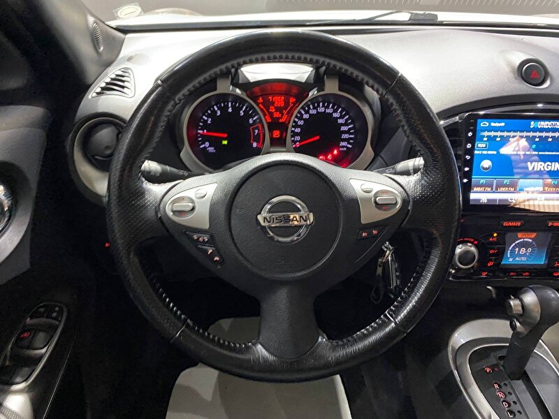 Nissan Juke Crossover 1.6 4x2 Tekna CVT