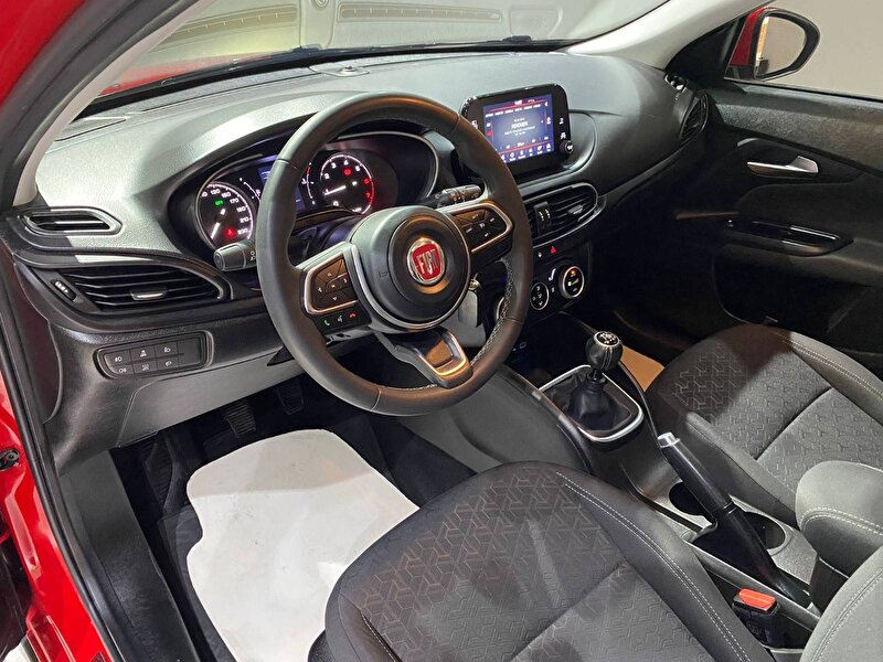 Fiat Egea Cross 1.4 Fire Urban