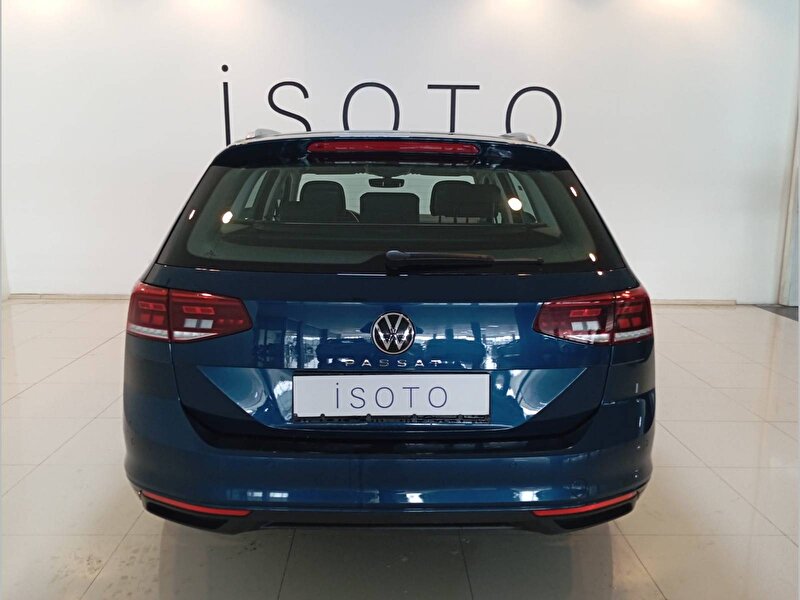 2022 Benzin Otomatik Volkswagen Passat Mavi İSOTO