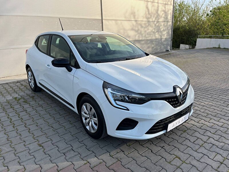 2022 Benzin Otomatik Renault Clio Beyaz İSOTO