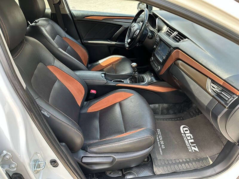2015 Dizel Manuel Toyota Avensis Beyaz OĞUZ OTOMOTİV