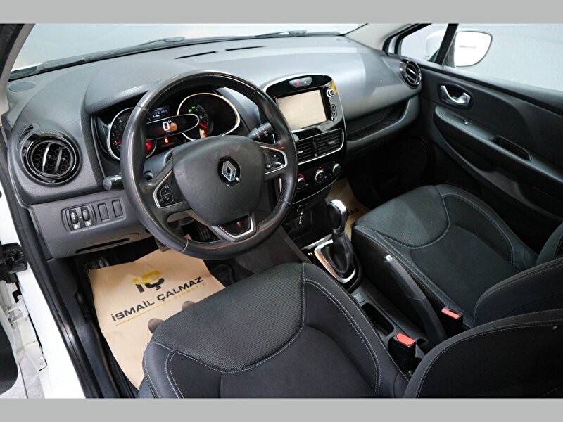 Renault Clio Hatchback 1.5 DCI Touch EDC