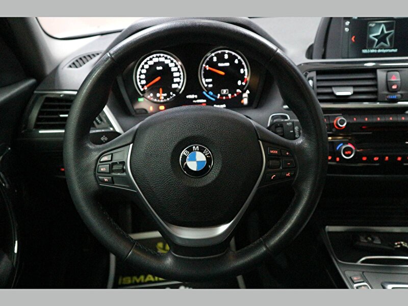 BMW 1 Serisi Hatchback 116d Premium Line Otomatik
