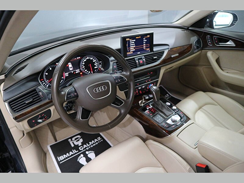 Audi A6 Sedan 2.0 TDI Quattro S-Tronic