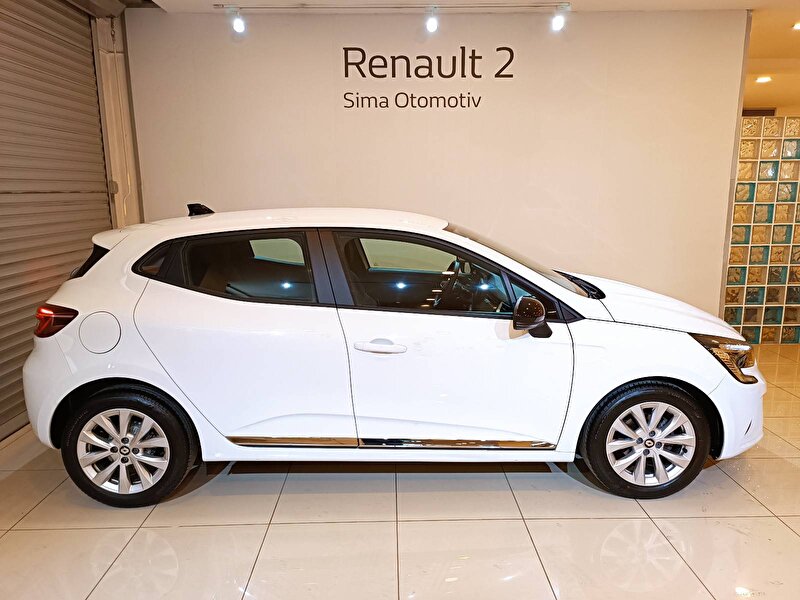 2023 Benzin Otomatik Renault Clio Beyaz SİMA