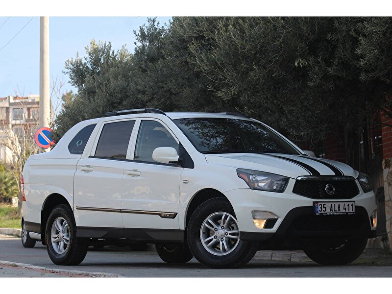 2 el ssangyong korando sports cift kabin pick up 2 0 e xdi 4x2 limited manuel dizel beyaz izmir 2el