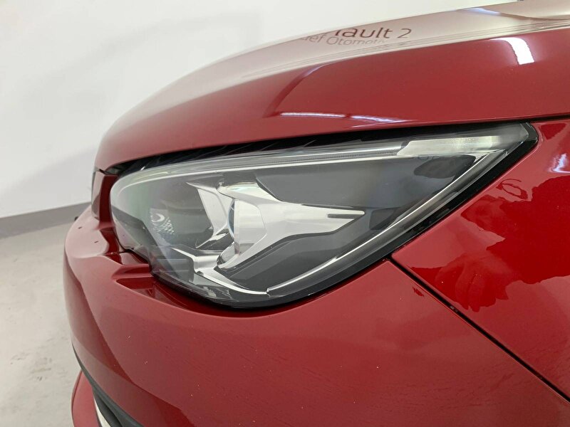 2021 Dizel Otomatik Peugeot 308 Kırmızı HEDEF